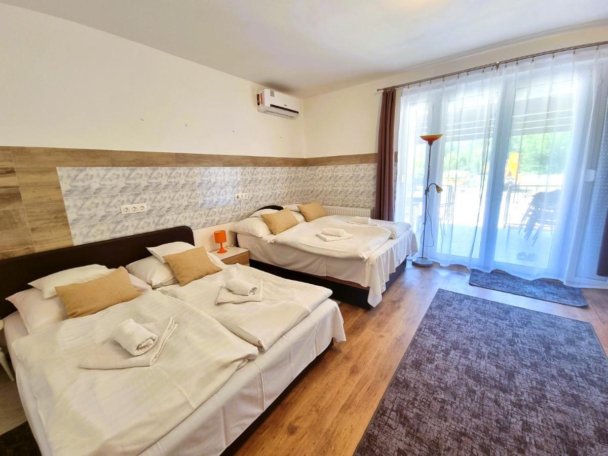 Duna-Beach Apartman Kimle Esterno foto
