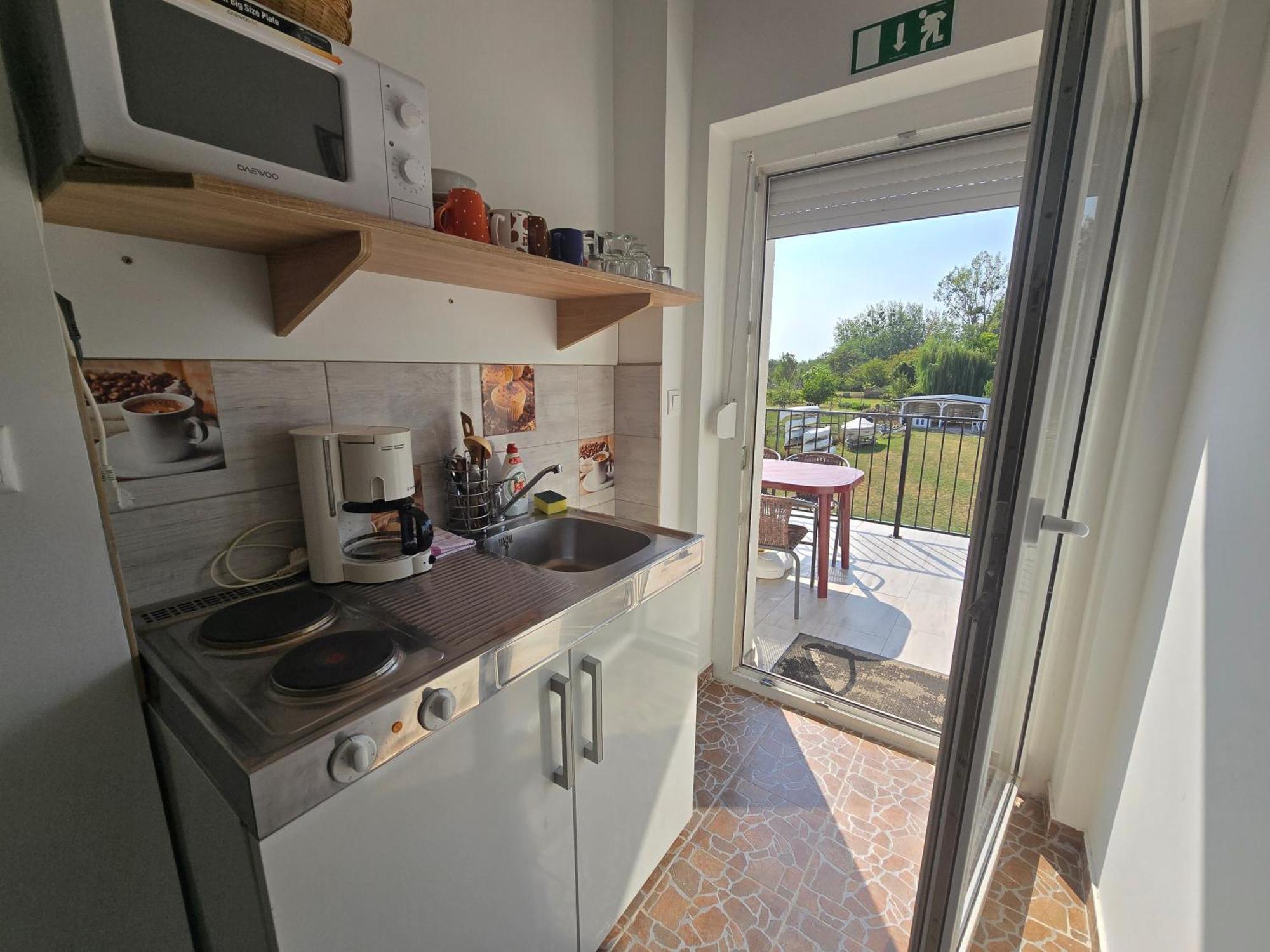 Duna-Beach Apartman Kimle Esterno foto